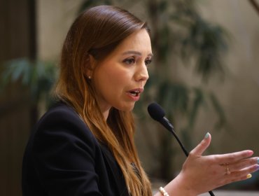 Diputada Camila Flores por silencio de la ministra Fernández ante Fiscalía: "Lo único que hace es levantar más suspicacias"