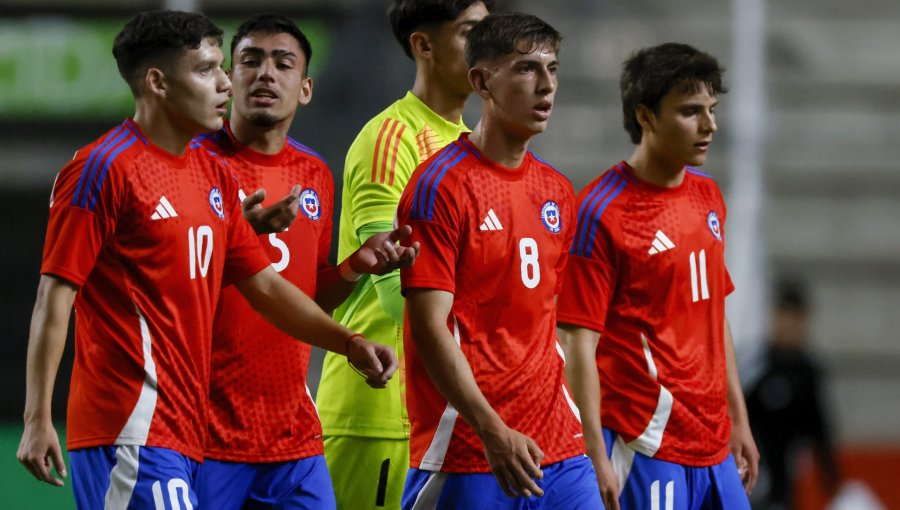 Un autogol en el epílogo privó a la Rojita del empate ante el campeón del mundo