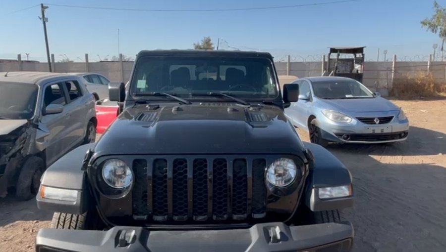 Joven robó jeep en Reñaca y chocó en San Ramón: Lo persiguieron por la Ruta 68