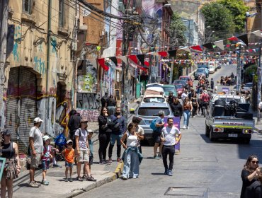 Exitosa jornada de reactivación comercial y recreativa en barrios Cumming, Almirante Montt y Aníbal Pinto de Valparaíso