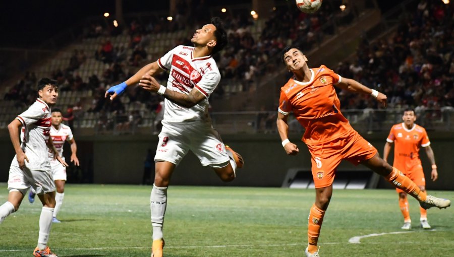 Cobreloa consiguió un agónico empate en su visita a D. Copiapó en el debut por Copa Chile