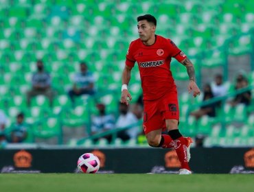 Claudio Baeza estaría cerca de fichar en Peñarol tras rescindir su contrato con Toluca