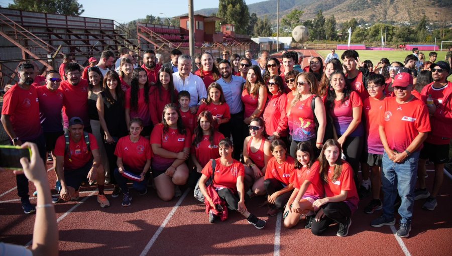 Limache inaugura en su estadio municipal nueva pista atlética que cuenta con estándares internacionales