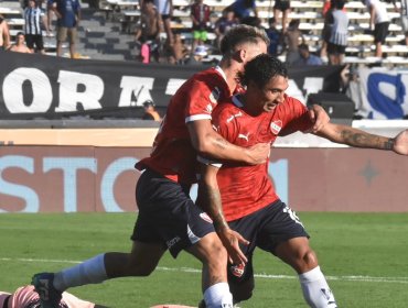 Entrenador de Independiente llena de elogios a Luciano Cabral tras golazo ante Talleres: "Es un distinto"