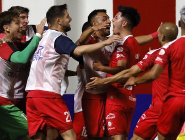 U. La Calera se impone a Everton y suma su segunda victoria consecutiva en la Copa Chile