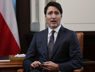 Canadá responde a Trump con aranceles del 25% a importaciones estadounidenses