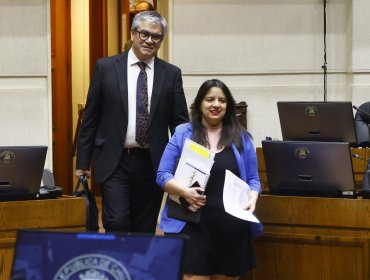 Parlamentarios oficialistas respaldan a directora de Presupuesto, Javiera Martínez, ante incumplimiento de déficit