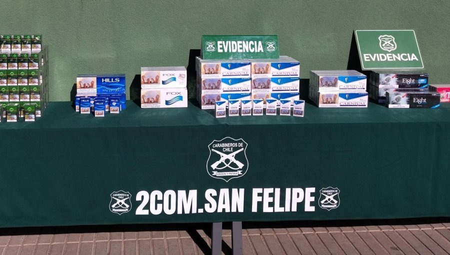 Detienen a dos mujeres por venta clandestina de cigarrillos en la feria Diego de Almagro de San Felipe