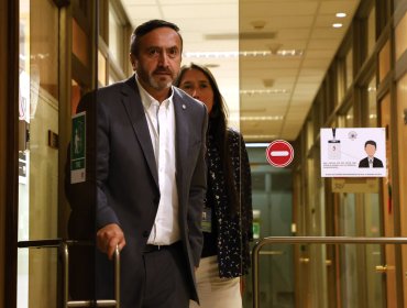 Diputado Pulgar se querella por filtraciones a la prensa tras reportaje que abordó detalles del caso de abuso sexual