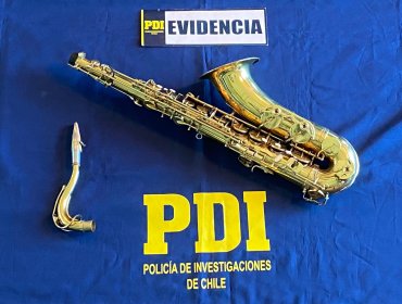 Recuperan saxofón de un millón de pesos robado a músicos en cerro Concepción