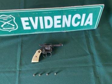 Detienen en Reñaca Alto a sujeto que estaba prófugo por homicidio y porte de arma de fuego