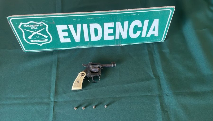 Detienen en Reñaca Alto a sujeto que estaba prófugo por homicidio y porte de arma de fuego