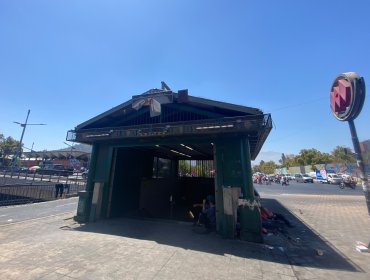 Desbordes por cierre de un acceso de la estación Cal y Canto del Metro: "Tenemos que recuperar la seguridad"