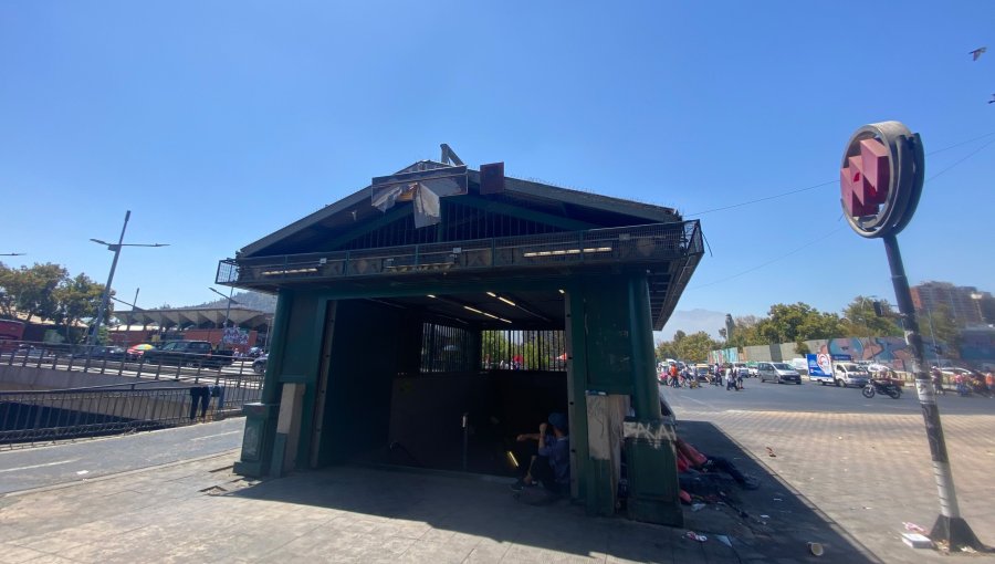 Desbordes por cierre de un acceso de la estación Cal y Canto del Metro: "Tenemos que recuperar la seguridad"