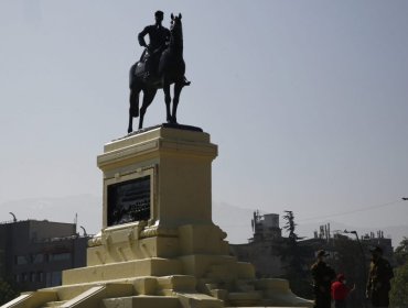 Aprueban reubicación de monumento del General Baquedano: Definen tres posibles nuevos destinos