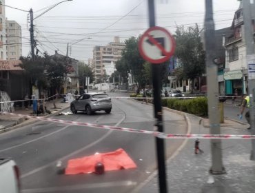 Funcionario de la Armada fallece tras colisión de motocicleta con automóvil en calle Álvarez con Agua Santa