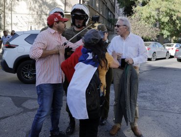 Team Patriota y "Pancho Malo" provocan violentos incidentes en principal ceremonia de Sebastián Piñera en Providencia