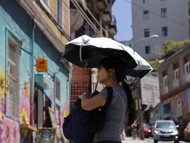 Meteorólogo recomienda "ir a la playa en la tarde" tras baja de temperaturas esta semana en la costa de la Región de Valparaíso