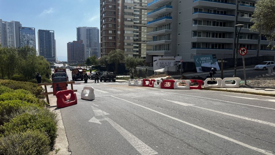 Bomberos despacha unidades debido al escape de gas desde una matriz en Concón