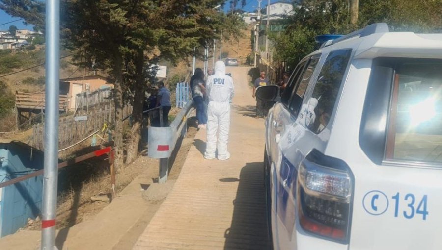 Hombre muere tras recibir tres impactos de bala en una toma de Villa Independencia en Viña del Mar