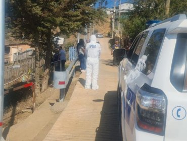 Hombre muere tras recibir tres impactos de bala en una toma de Villa Independencia en Viña del Mar