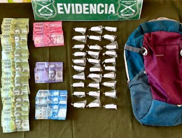 Carabineros ciclistas detienen a microtraficante en la Feria del Belloto en Quilpué