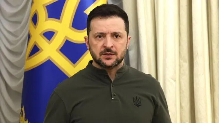 Zelensky dice que no aceptará que Ucrania sea excluida de negociaciones para terminar la guerra con Rusia