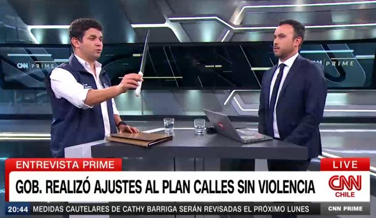 Alcalde de Independencia llevó cuchillo a entrevista de TV y pidió herramientas de seguridad