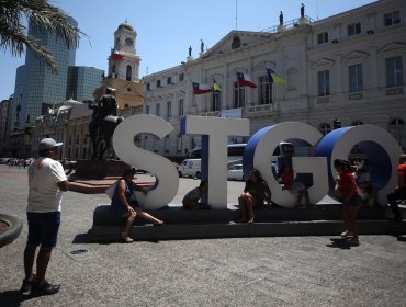 Presidenta ejecutiva de Fedetur dice que la crisis de seguridad "no está impactando a Chile como destino, pero sí a la región Metropolitana"