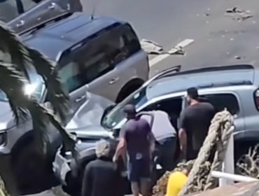 Accidente vehicular genera alta congestión en pleno centro de Valparaíso