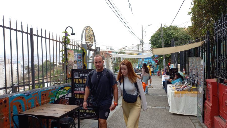 Cerro Alegre: Las dos caras del punto neurálgico del turismo en Valparaíso que clama por mayor seguridad en sus calles