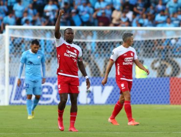 Rodallega, goleador de Sante Fe a Iquique: "Vamos a darle vuelta en nuestra casa"