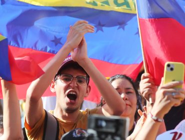 Municipalidad de Santiago desmiente autorización para fiesta venezolana en Parque Quinta Normal