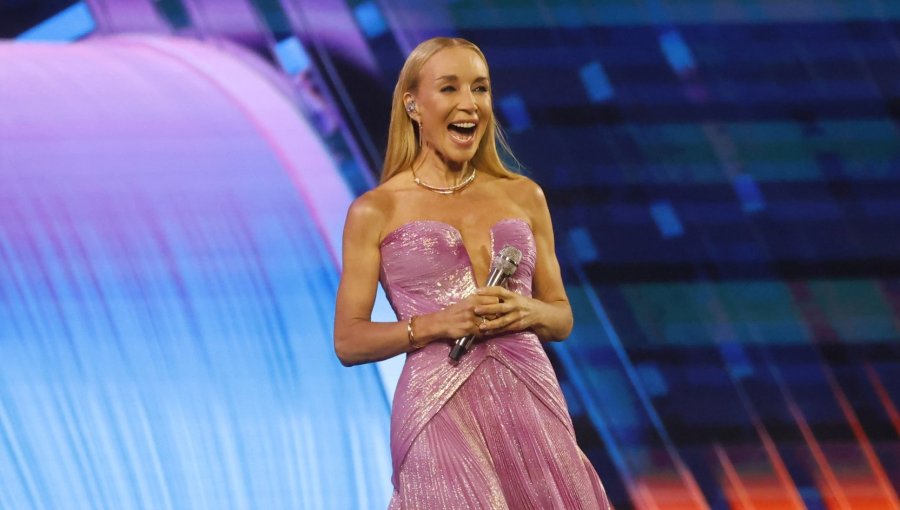 Karen Doggenweiler es la primera mujer en inaugurar el Festival de Viña del Mar