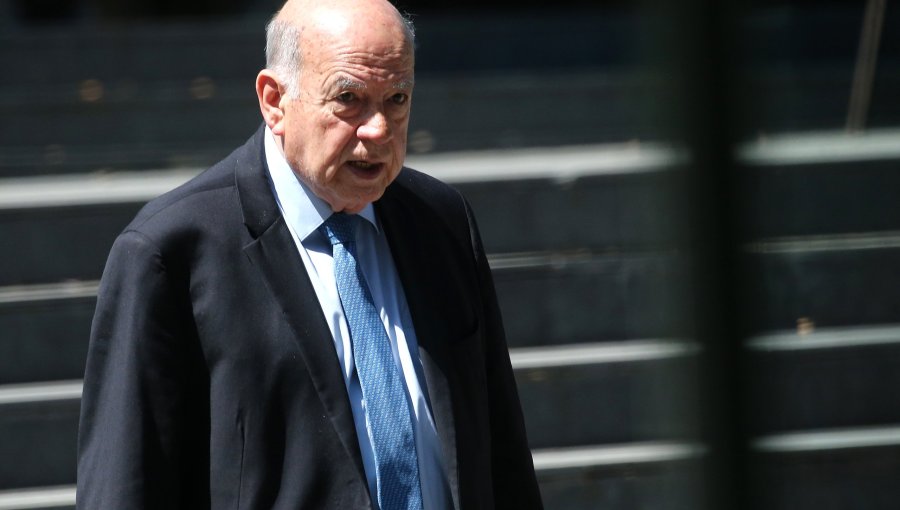 Senador José Miguel Insulza confirma su apoyo a eventual candidatura presidencial de Carolina Tohá