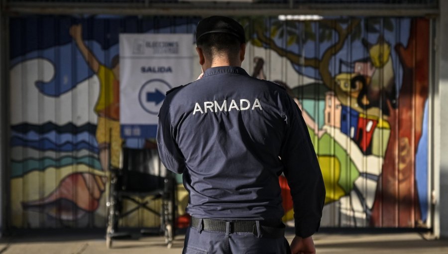 Marinos se enfrentaron a sujetos armados en centro de entrenamiento en Concón: Armada reporta robo de "material institucional"