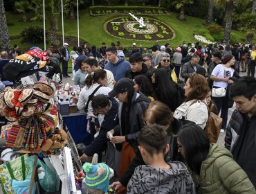 Comercio de Viña califica de "leve" el repunte de ventas en semana de Festival y lo atribuye a "gran proliferación" de ambulantes