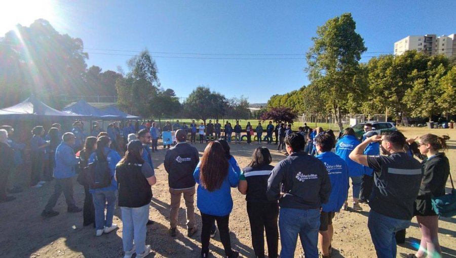 Desalojados de la toma Lajarilla recibirán contención socioemocional y asistencia transitoria en escuela municipal de Viña