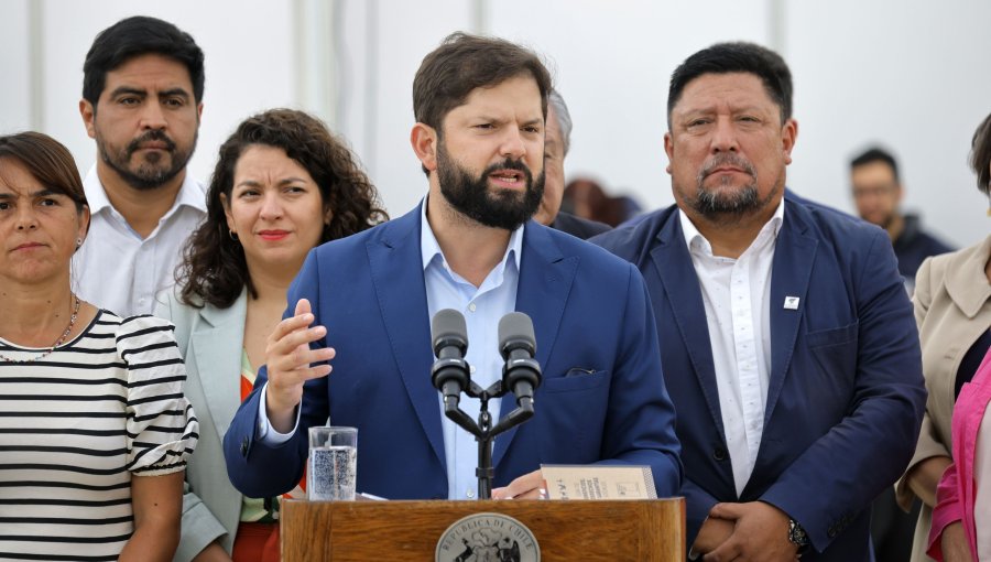 Presidente Boric responde a críticas de la oposición: "Hay sectores que pareciera que quisieran que a Chile le vaya mal"