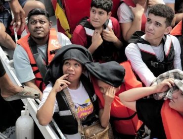 Las peligrosas rutas marítimas desde Panamá a Colombia que usan los migrantes venezolanos que regresan a su país