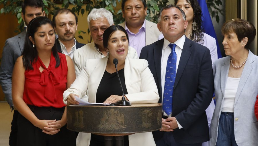 Diputada Cariola acusa "ensañamiento político" tras presentación de censura en su contra: "Los retrata de cuerpo entero"