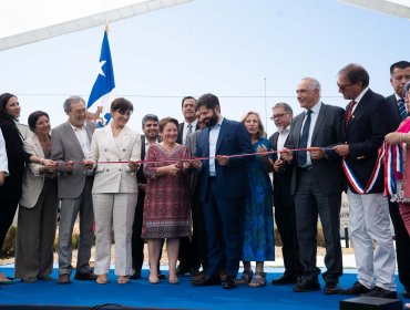 Presidente Boric inauguró el nuevo Hospital de Casablanca destacando aportes de Piñera y Bachelet: "Trabajo va mucho más allá de mí"