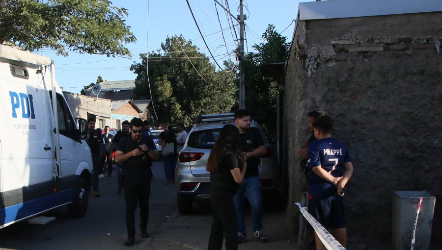 Encuentran con vida en Renca a niña de siete años que fue secuestrada en Conchalí luego que su padre fuera apuñalado