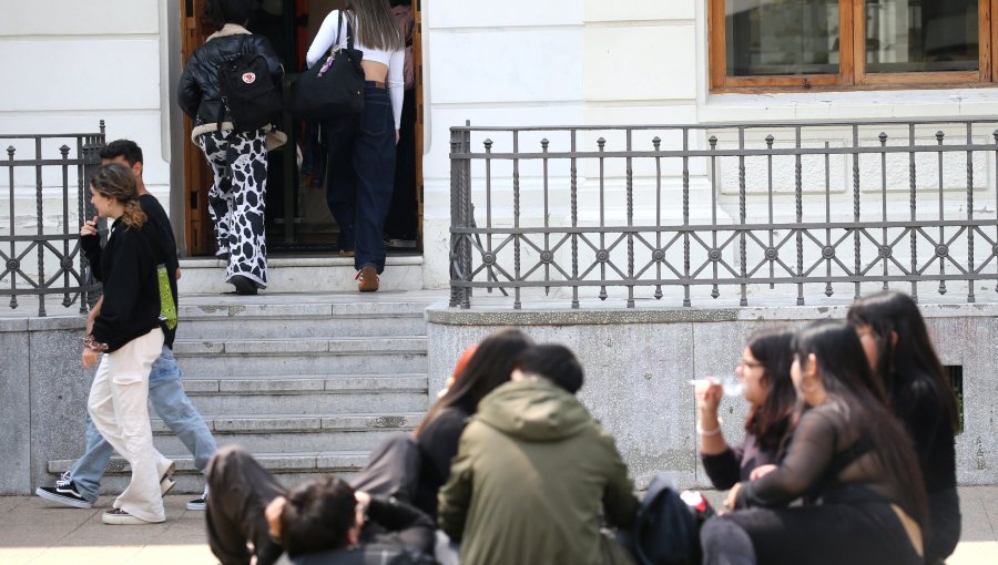 Más de 20.600 estudiantes de educación superior de la V Región cuentan con beneficios estudiantiles del Mineduc