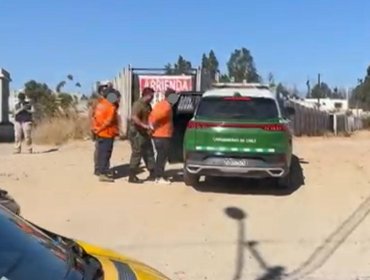 Detienen a dos personas tras ser sorprendidos conectándose irregularmente a la red de agua potable en Quilpué