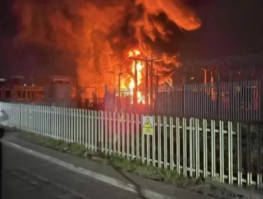 Incendio en el aeropuerto londinense de Heathrow genera caos: Más de 1.300 vuelos han sido cancelados