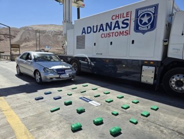 Aduanas detiene camión con más de mil kilos de marihuana y cocaína: Iba de Alto Hospicio a Santiago