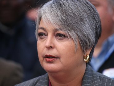 Jeannette Jara llama a la unidad del progresismo tras inscribir su candidatura en las primarias