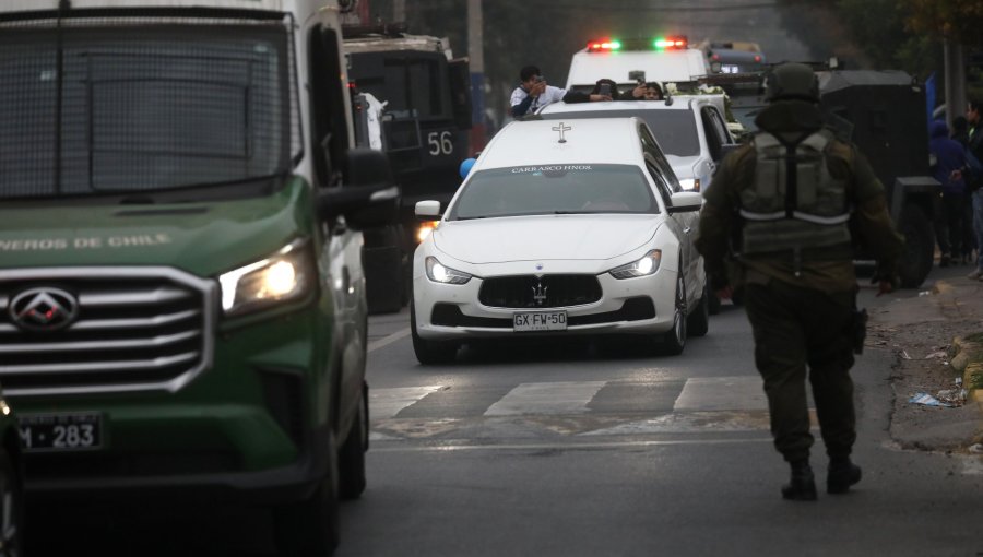 Con dos detenidos termina el funeral de "extremo riesgo" del "Guatón Mutema" en Huechuraba