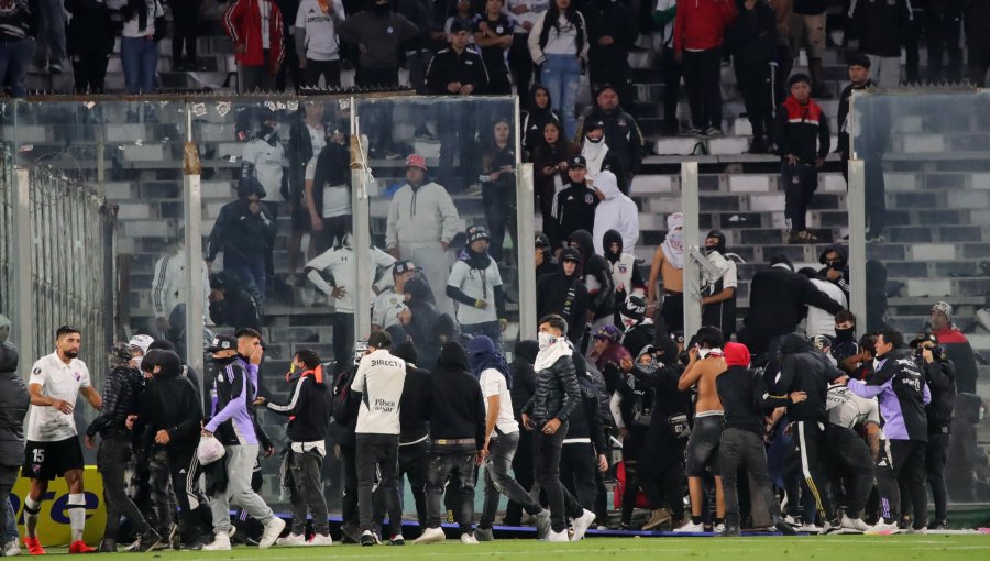 Colo-Colo recibió dura sanción por los graves incidentes ante Fortaleza por la Copa Libertadores